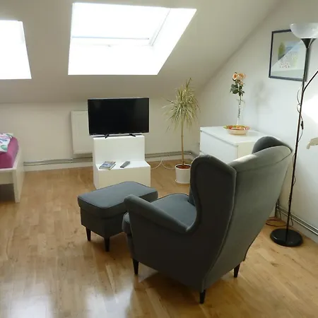 A10 Apartmenthaus شقة رانجسدورف